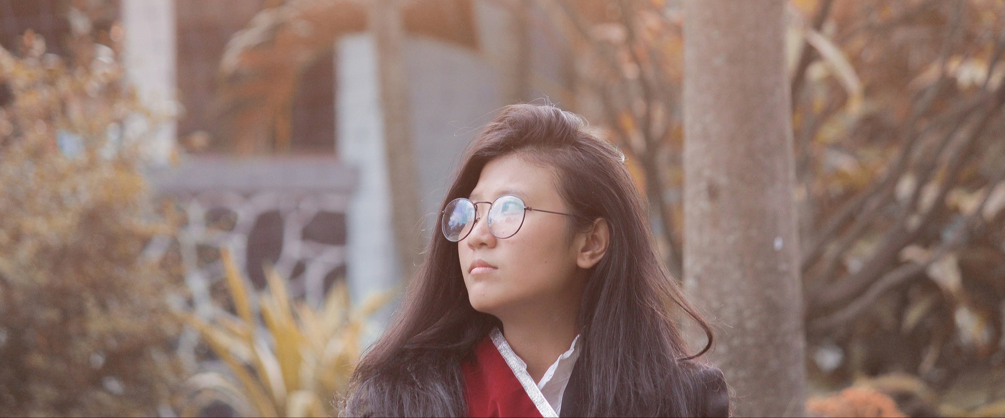 Patient wearing eyewear supported by Pacific Artisan Labs